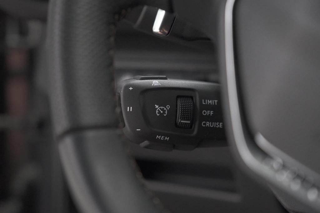 Peugeot 3008 puretech 130 eat8 gt | camera | dodehoekdetectie | adaptieve c
