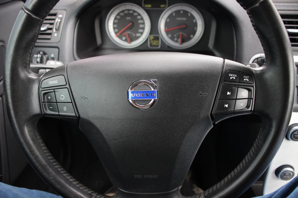 Volvo C70 convertible 2.5 t5 momentum | cruise | 230pk | leder/elec. stoele
