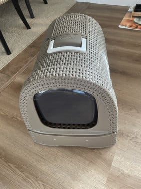 GERESERVEERD  Curver kattenbak