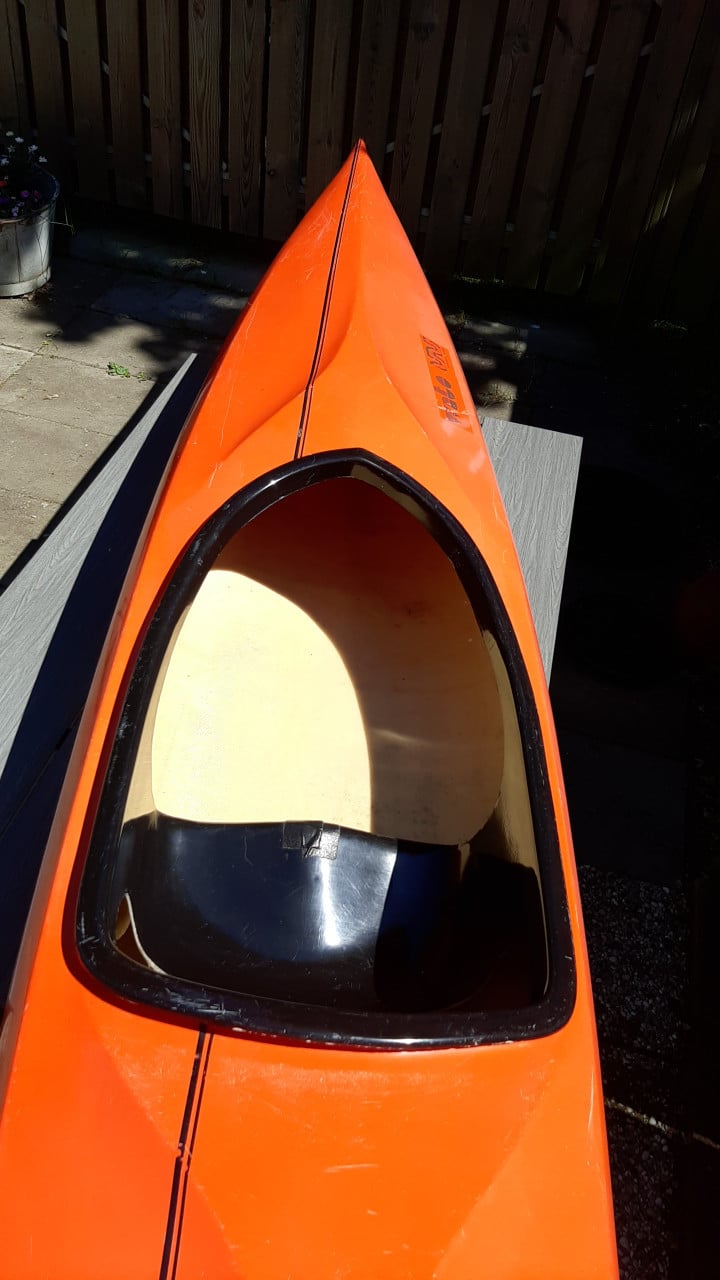 Kayak vlakwater model, ideaal voor grotere en / of zwaardere personen