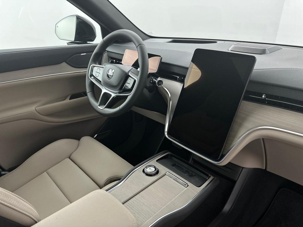 Volvo Ex90 twin motor elektrisch plus