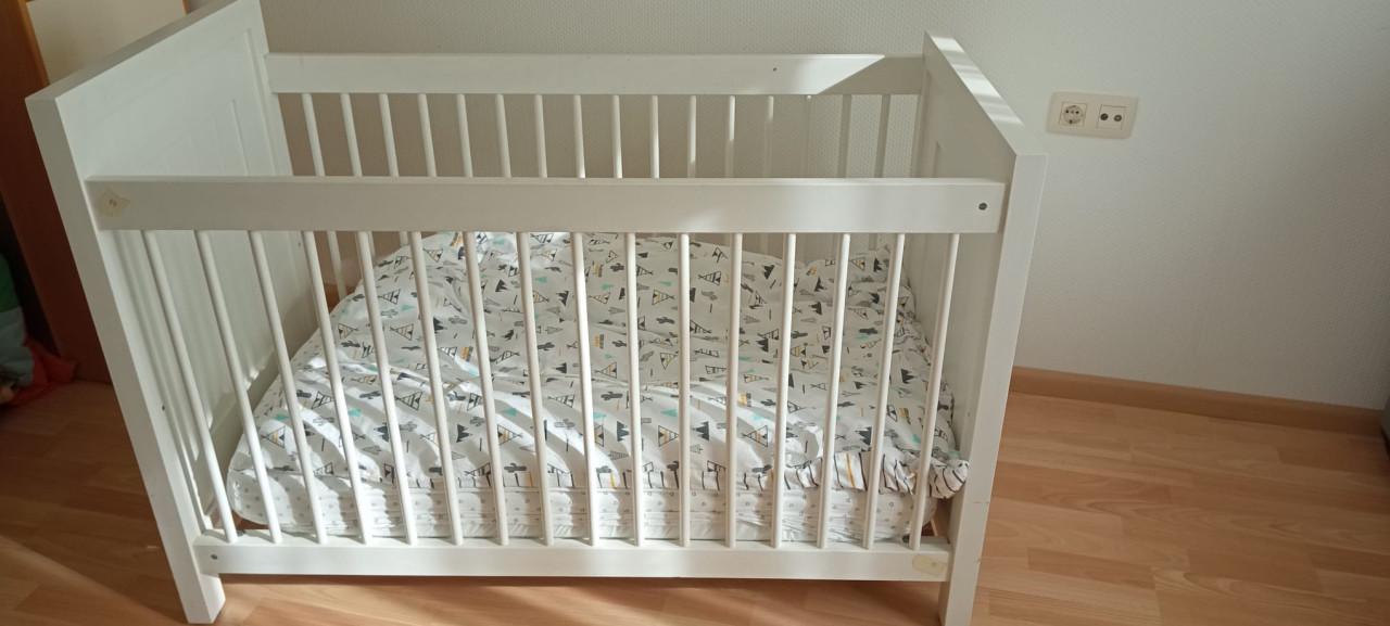 Ledikantje met matras