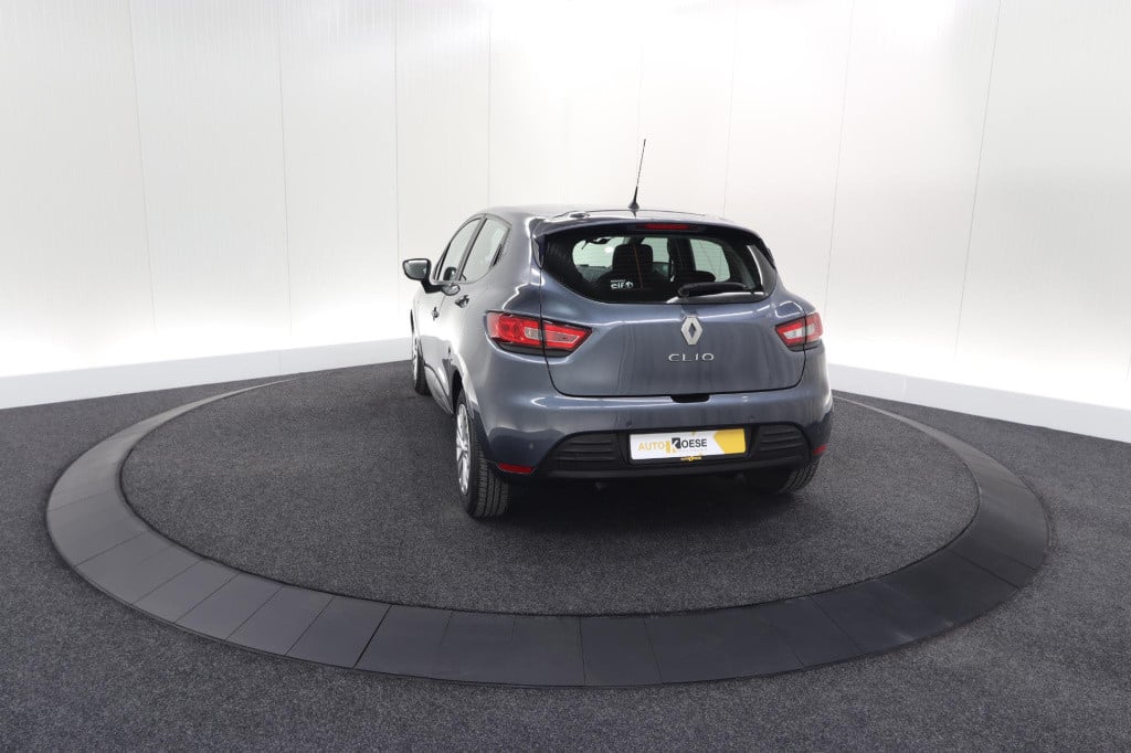 Renault Clio tce 90 limited | navigatie | parkeersensoren | cruise control 