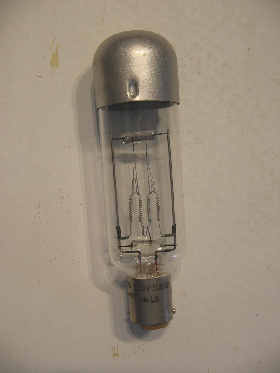 Projectielampen 150 Watt, 300 Watt en 750 Watt.