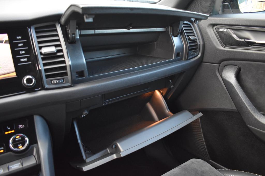 Skoda Kodiaq 1.5 tsi sportline | mj21 | trekhaak | camera | adapt. cruise c