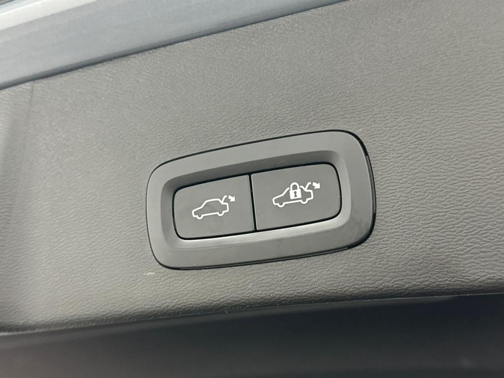 Volvo XC40 t5 262pk recharge inscription| pano| adap.cruise| 360camera lede