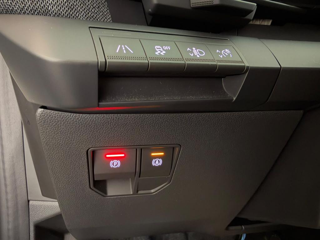Renault Megane E-tech ev40 standard charge equilibre