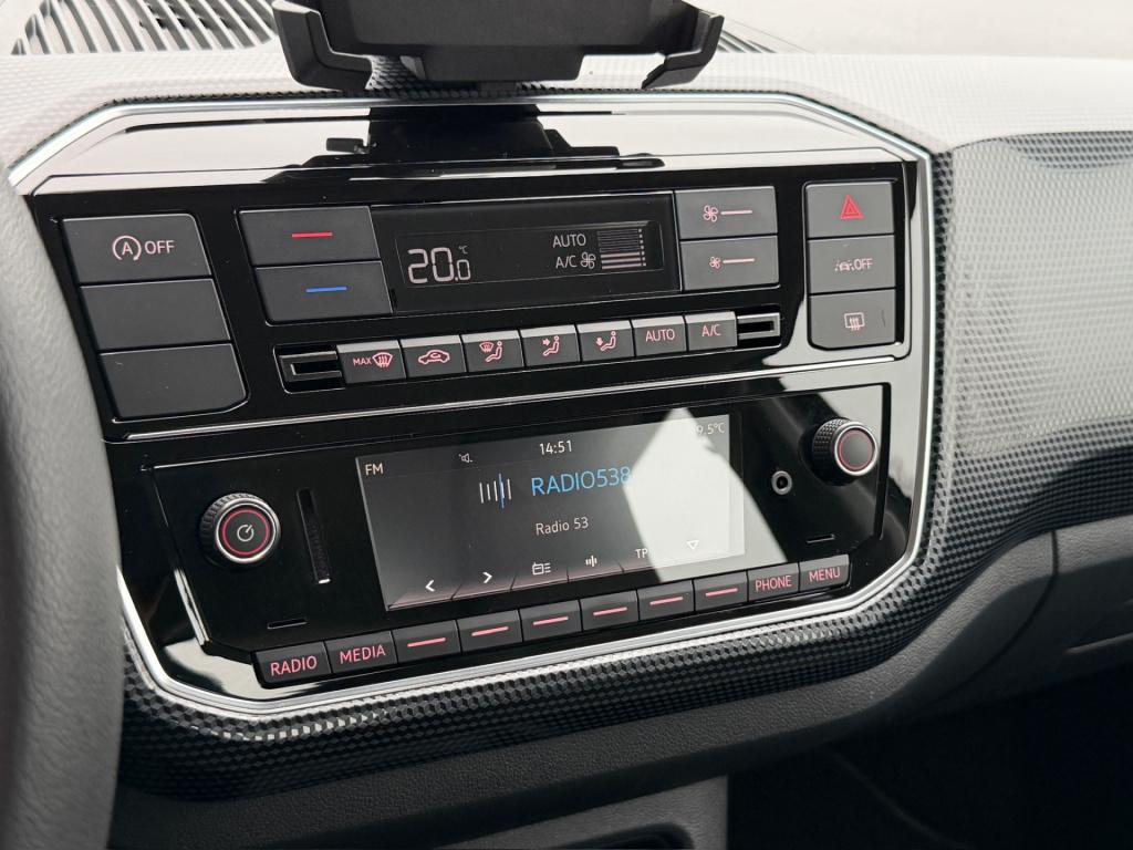 Volkswagen UP! 1.0 5-deurs | camera | cruise | airco | bluetooth | pdc | ri