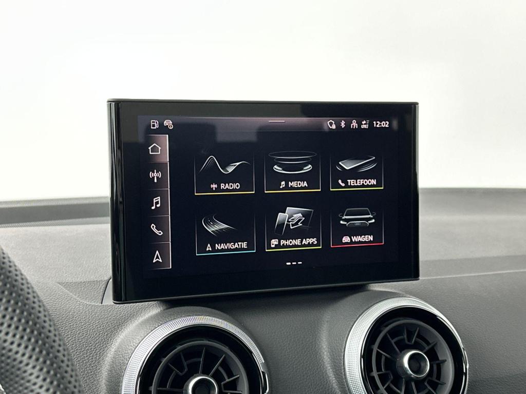 Audi Q2 35 tfsi s edition