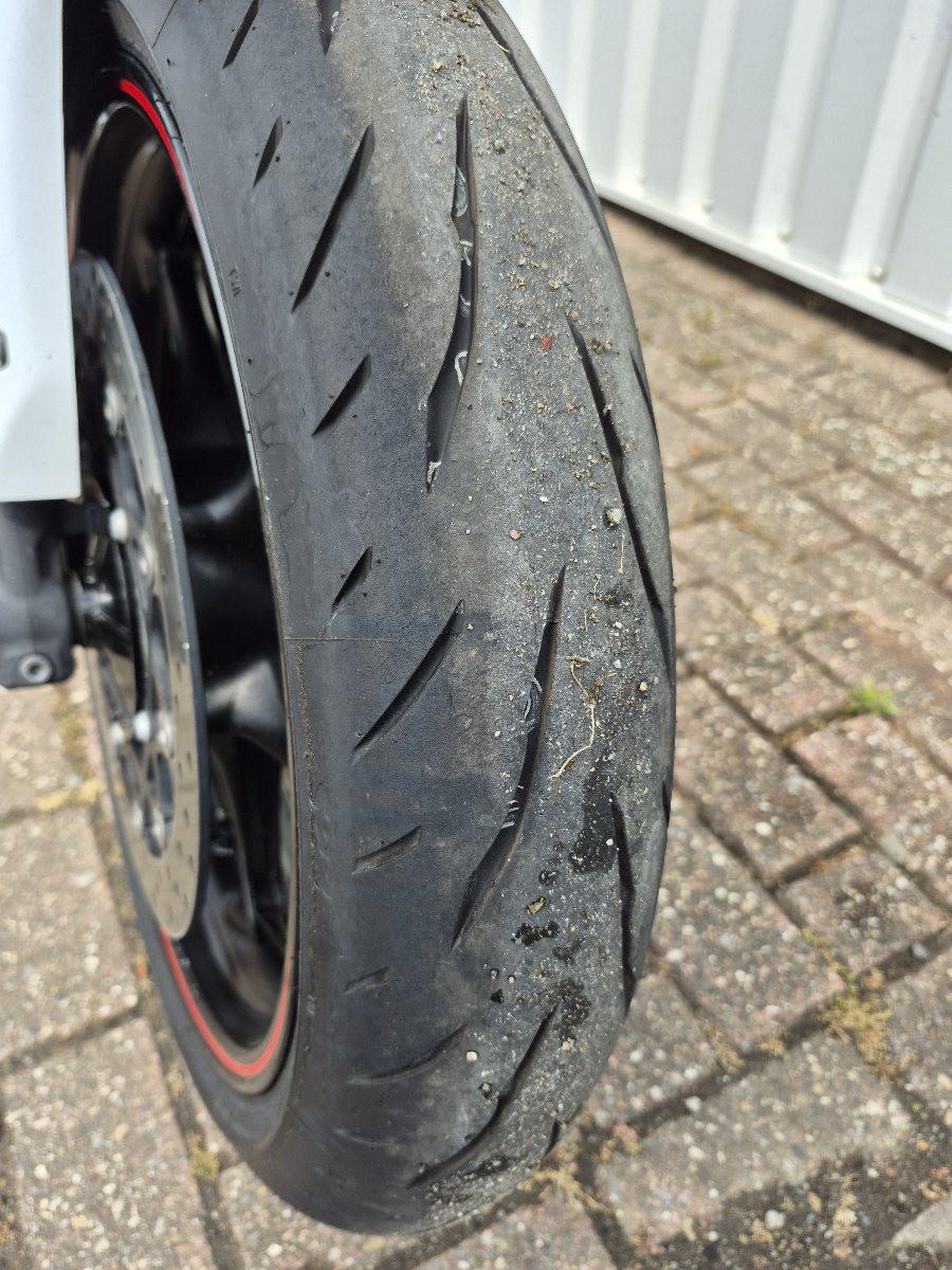 Yamaha FZ1  uit 2009,  dikke naked bike