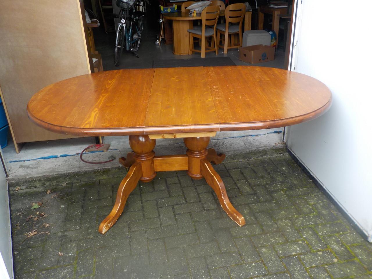 Massief grenen verlengbare ovalen tafel in goede staat 200 x 120 cm