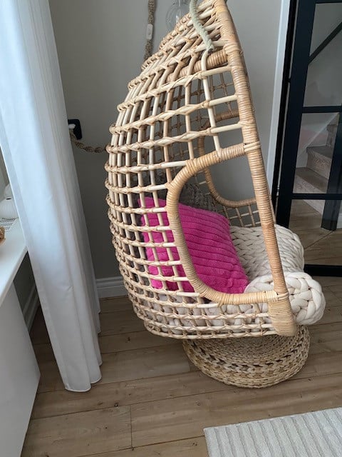Rotan hangstoel