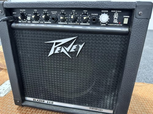 2 x Refurbished, PAEVEY 158 Blazer. 30 Watt. Nu voor 150 euro p/st !