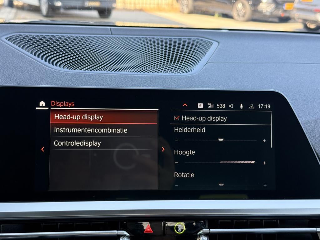 BMW 3-serie 330e m-sport | 360 | pano | leder | acc | stoelverwarming | app