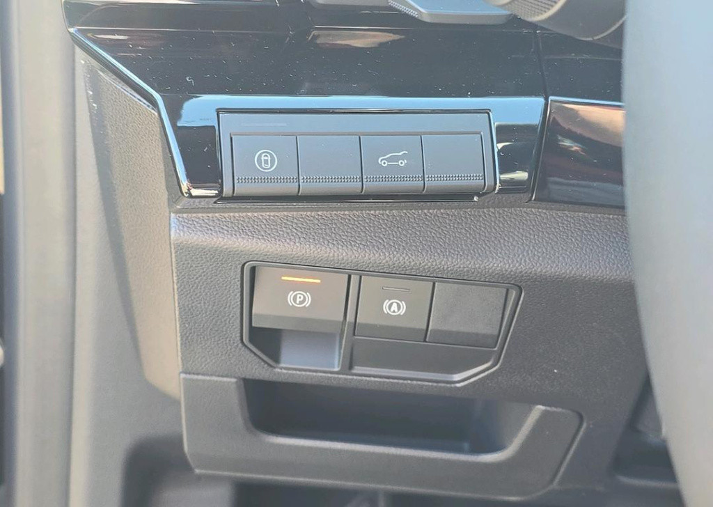 Renault Austral 1.2 e-tech full hybrid 200 iconic esprit alpine