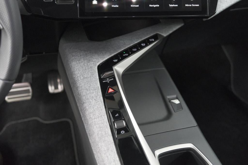 Peugeot 5008 1.2 hybrid 136 gt 7p | adaptieve cruise control | camera | ele