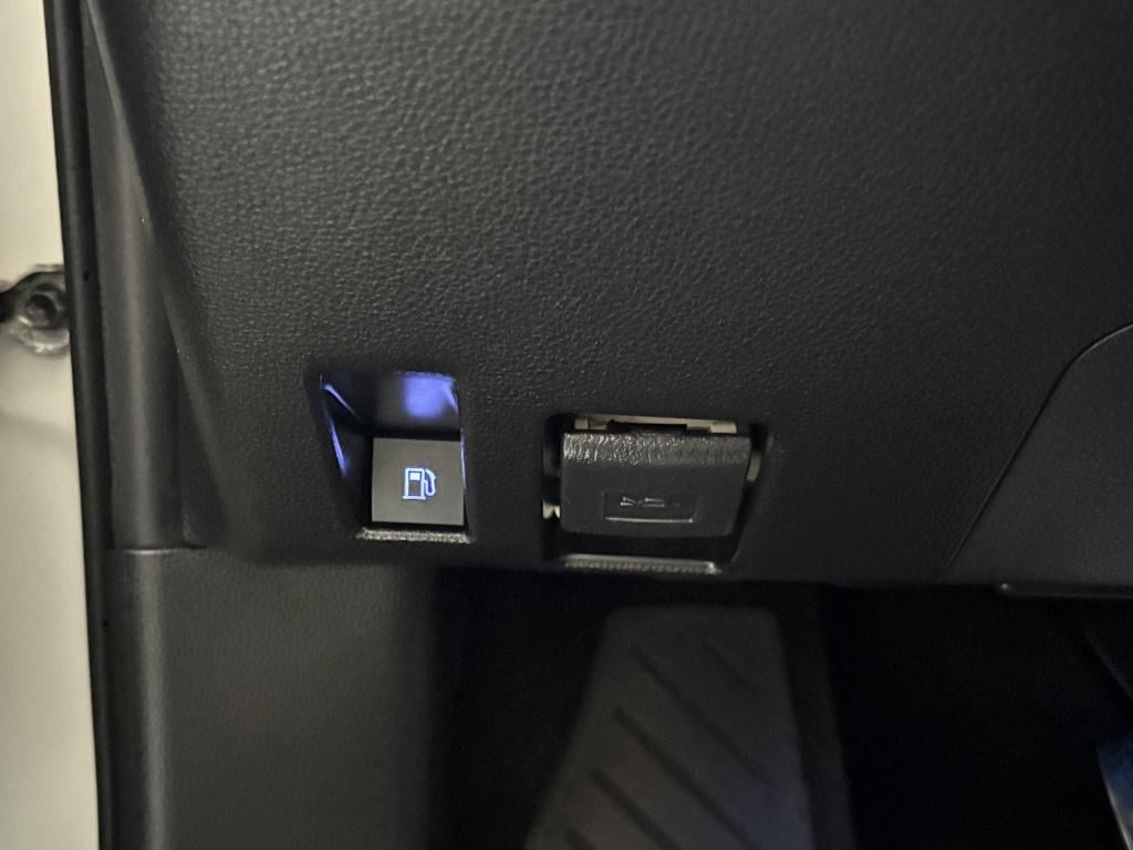 Toyota Rav4 2.5 hybrid awd style