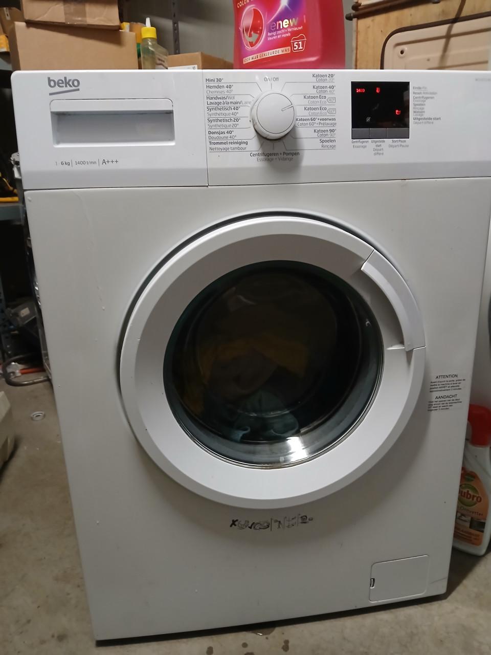 Beko wasautomaat € 65,-