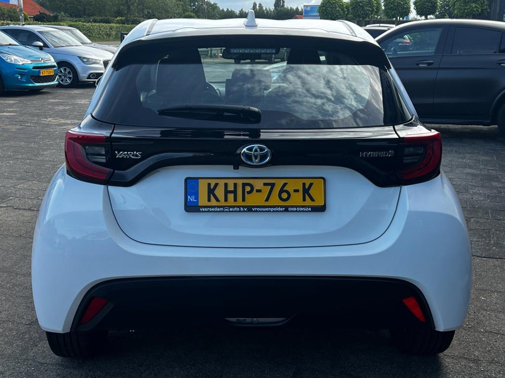 Toyota Yaris 1.5 hybrid dynamic line, camera, carplay, navi enz..