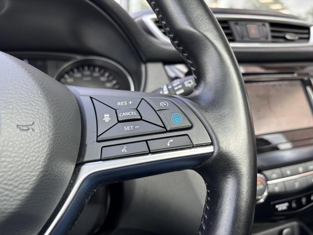 Nissan Qashqai 1.3 dig-t tekna