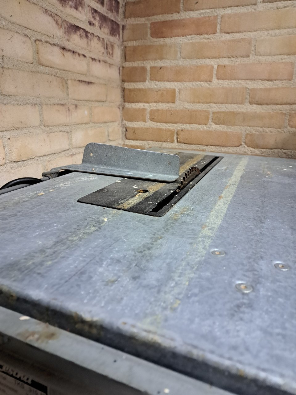 LESCHA bouw- en werkplaatszaagmachine