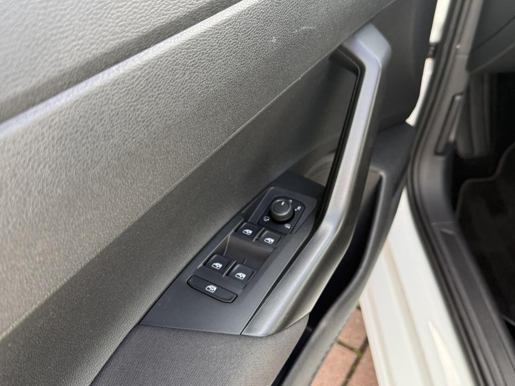 Volkswagen Polo 1.0 tsi 95pk dsg life | navi | carplay