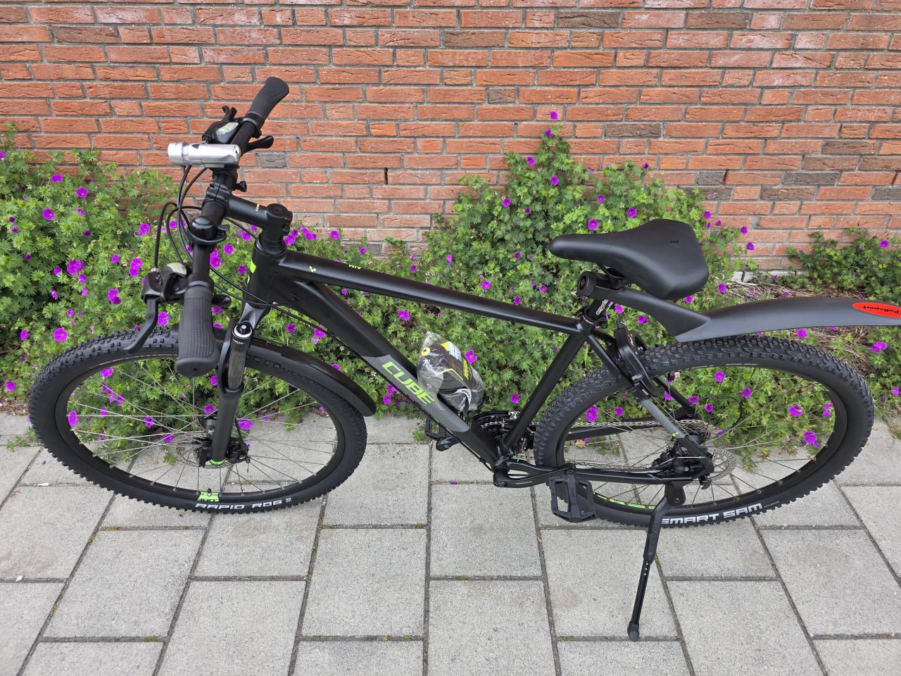 CUBE | AIM | 29 INCH | FRAME 51 CM | 3X8 V | NETTE STAAT!