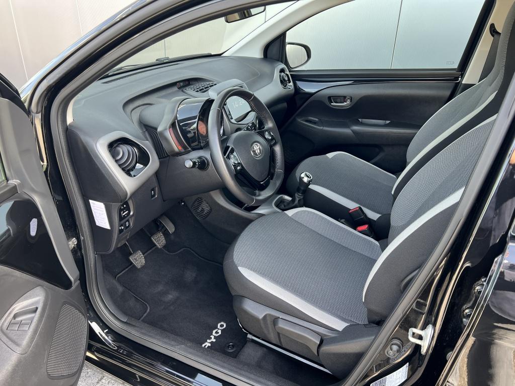 Toyota Aygo 1.0 vvt-i x-play | apple carpl./android auto | dealeronderhoude