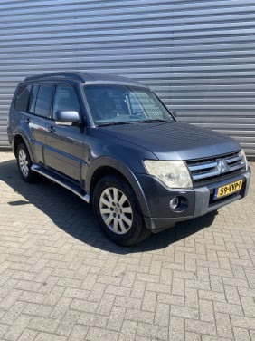 Mitsubishi Pajero Pajero 3.2 DID AT LWB HRV