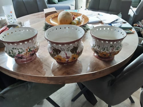 3 mooie grote bloempotten