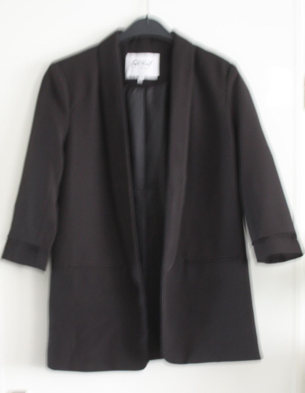 Zwarte blazer  maat 36
