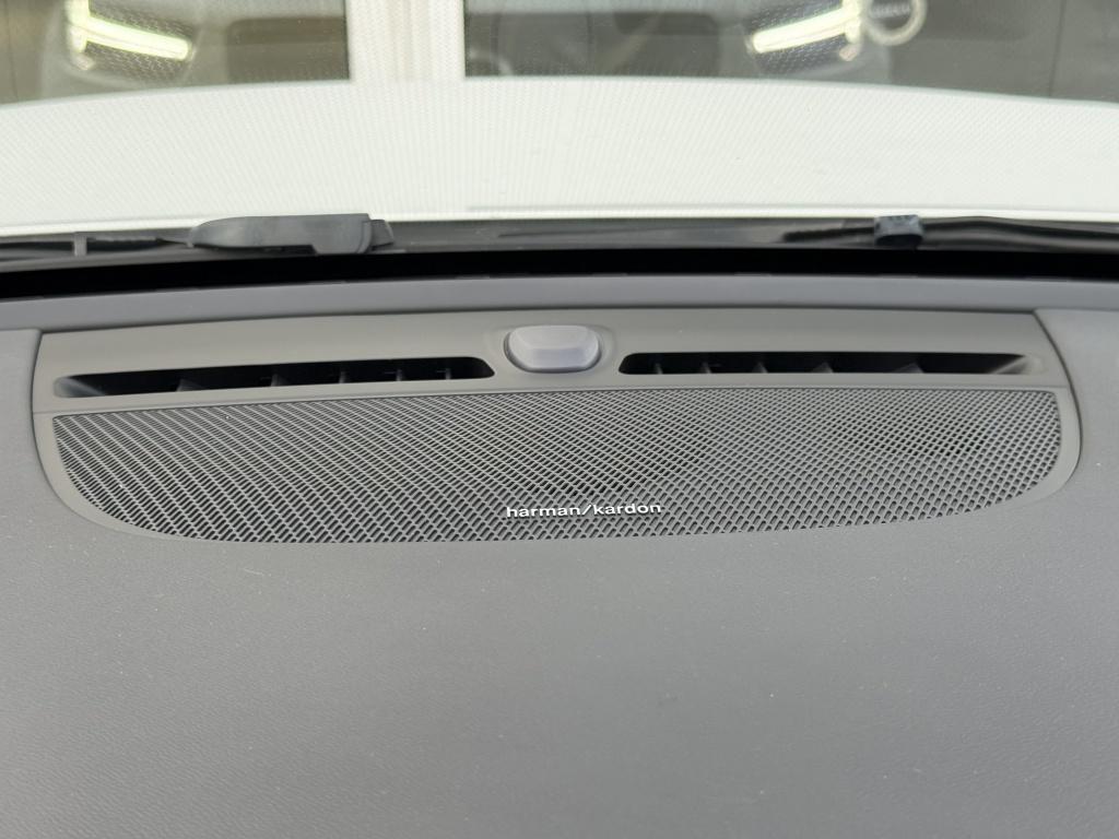 Volvo XC40 t5 262pk recharge r-design| adap.cruise| trekhaak| camera| elek.