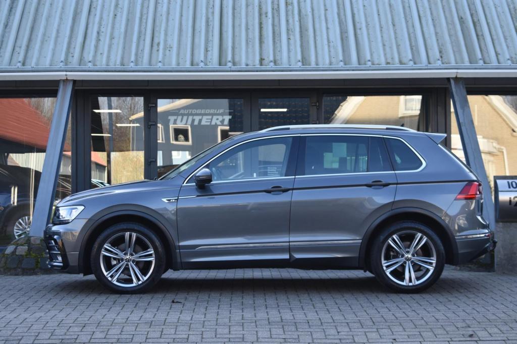 Volkswagen Tiguan 1.5 tsi act r-line | trekhaak | nap | apple carplay | and