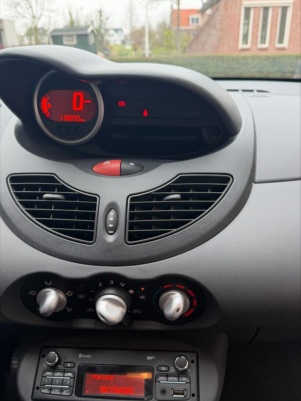 Renault Twingo 1.2 16V 2012 Wit