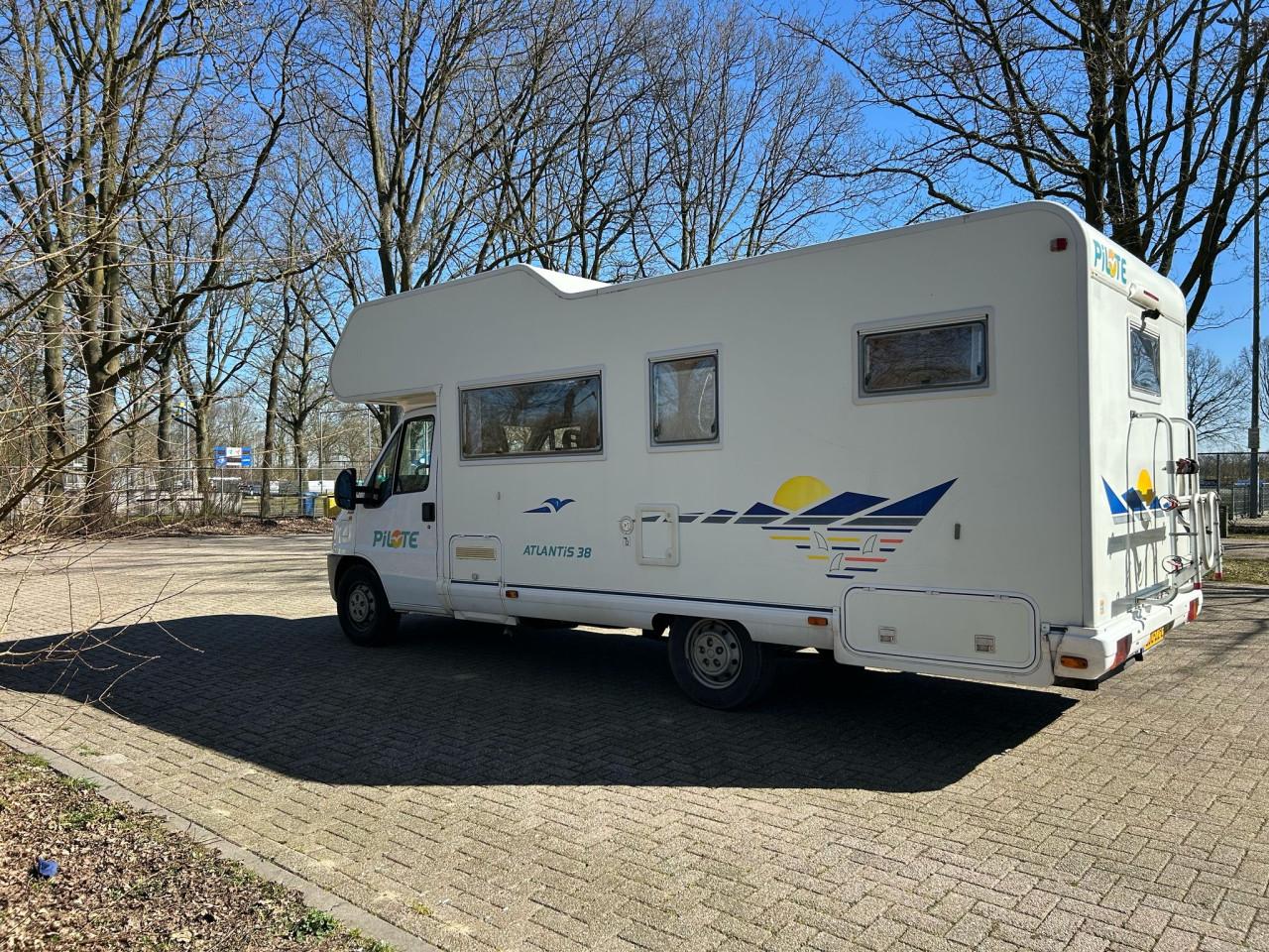 Fiat Ducato 6 persoon camper
