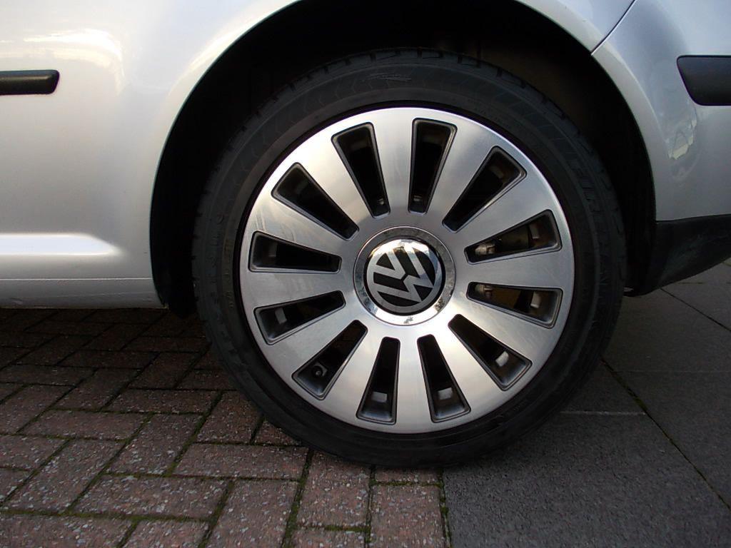Volkswagen Golf sdi airco (orig. 83000 km.!!!)