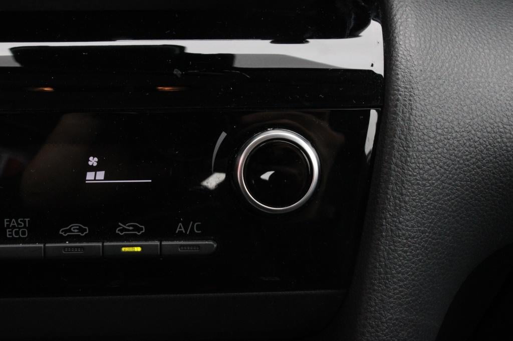 Toyota Yaris Cross 1.5 hybrid business