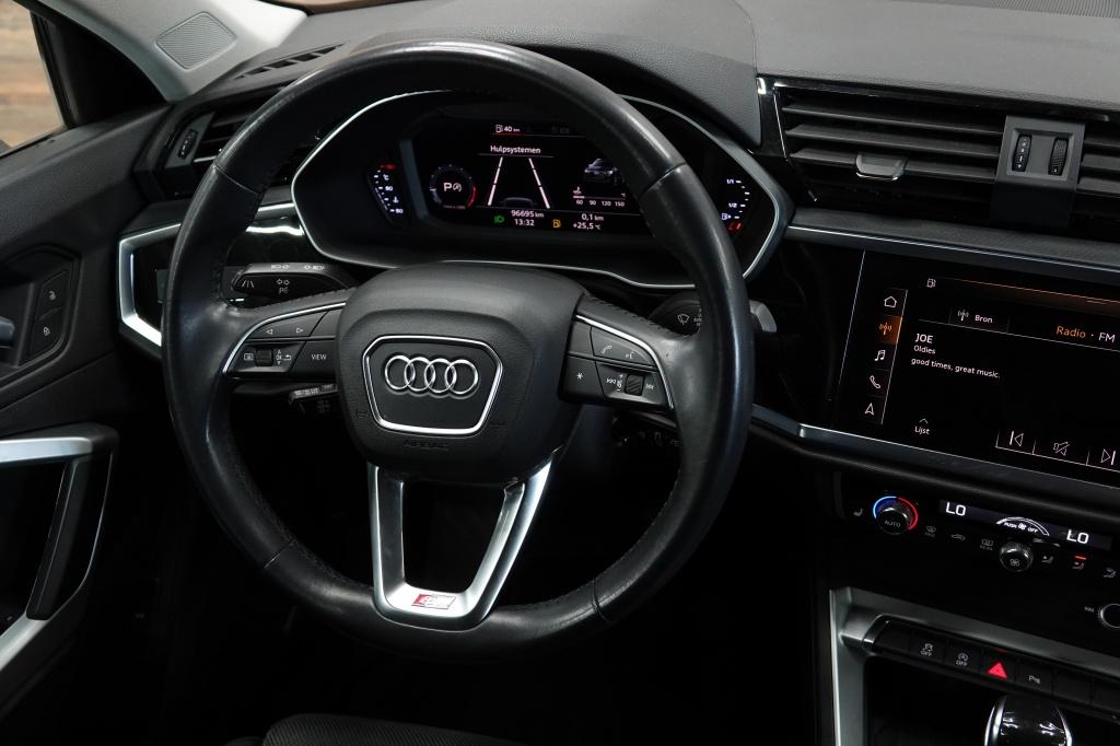 Audi Q3 40 tfsi | quattro | acc | camera | led |