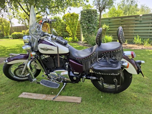 Honda shadow 1100 c2