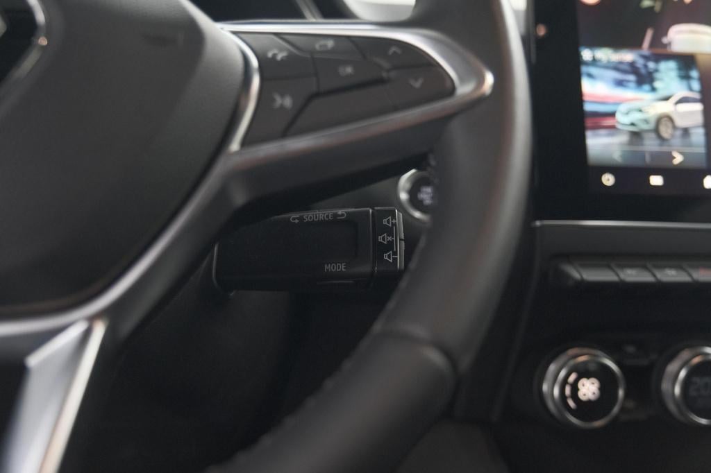 Renault Captur tce 90 techno | 360 camera | 9.3 inch grootscherm | apple ca