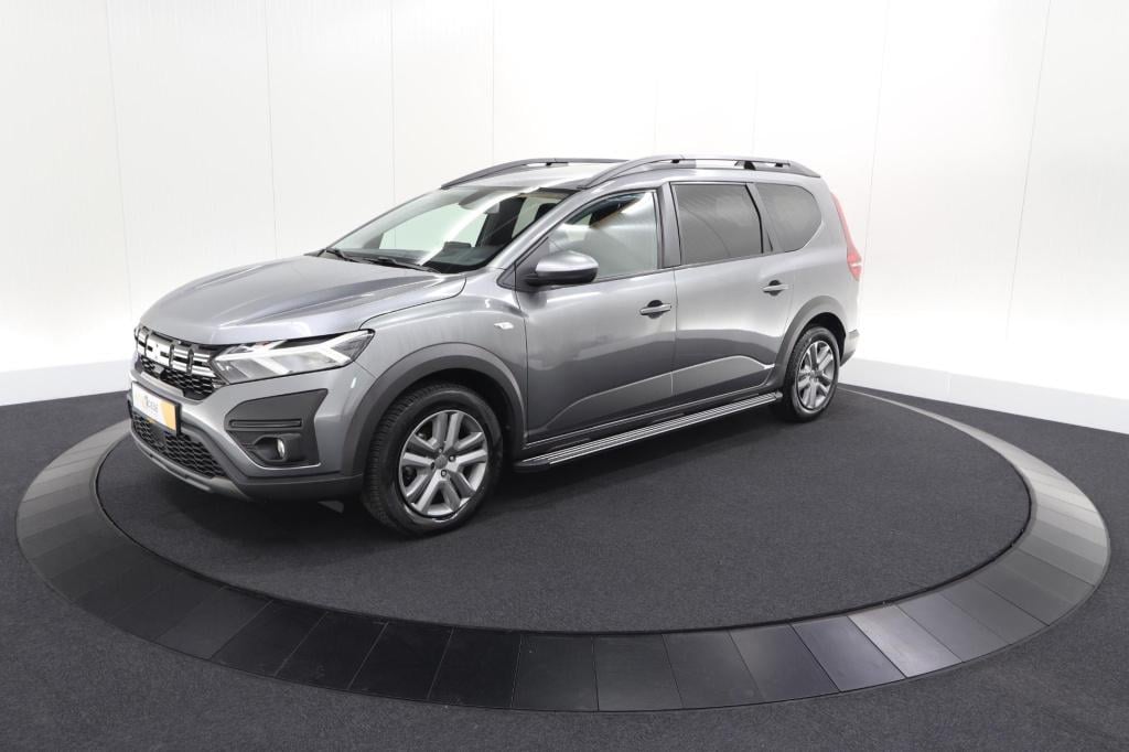 Dacia Jogger 1.6 hybrid 140 expression | 7 zitplaatsen | apple carplay | pa
