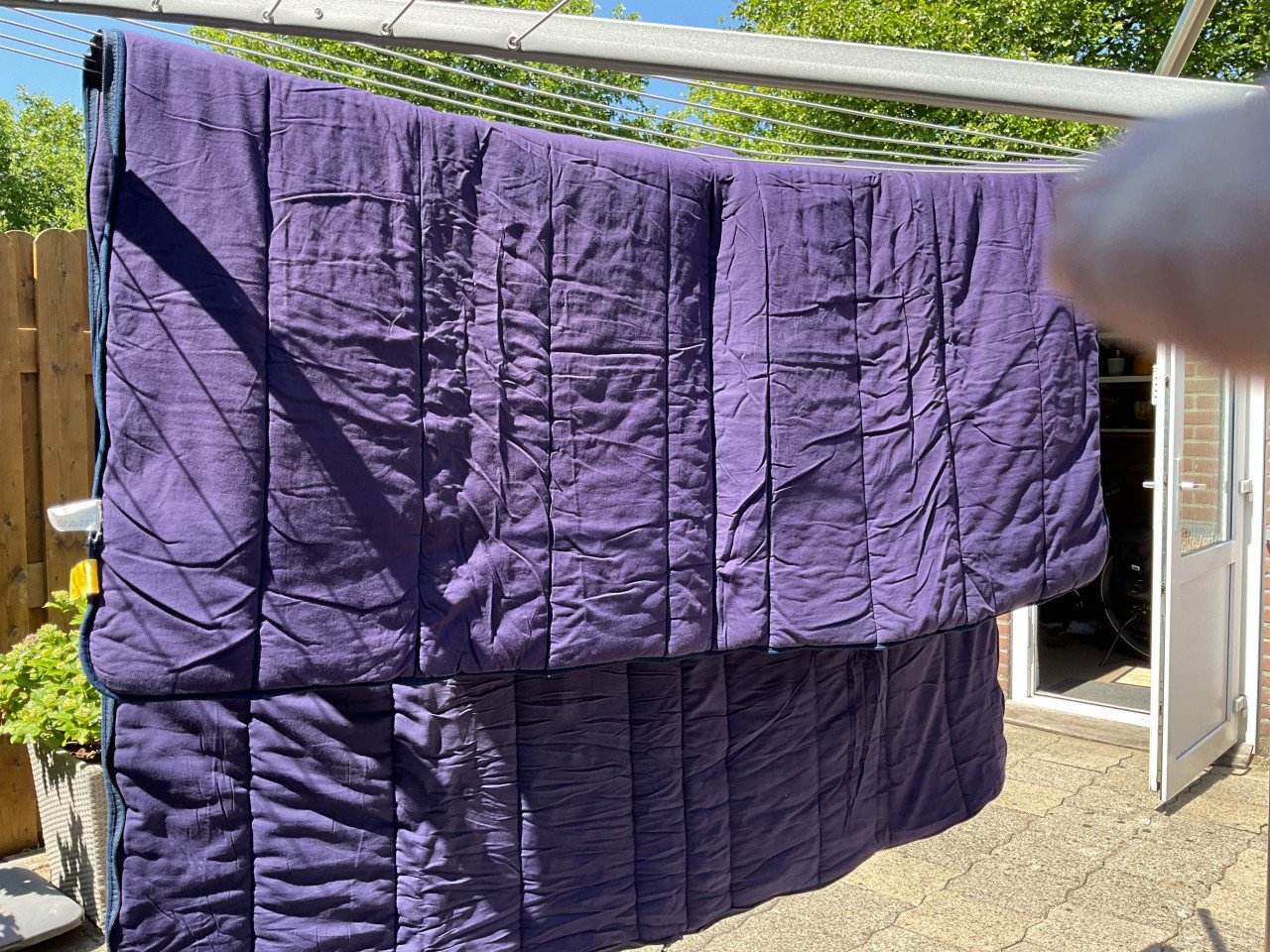 Twee slaapzakken blauw samen 6,-