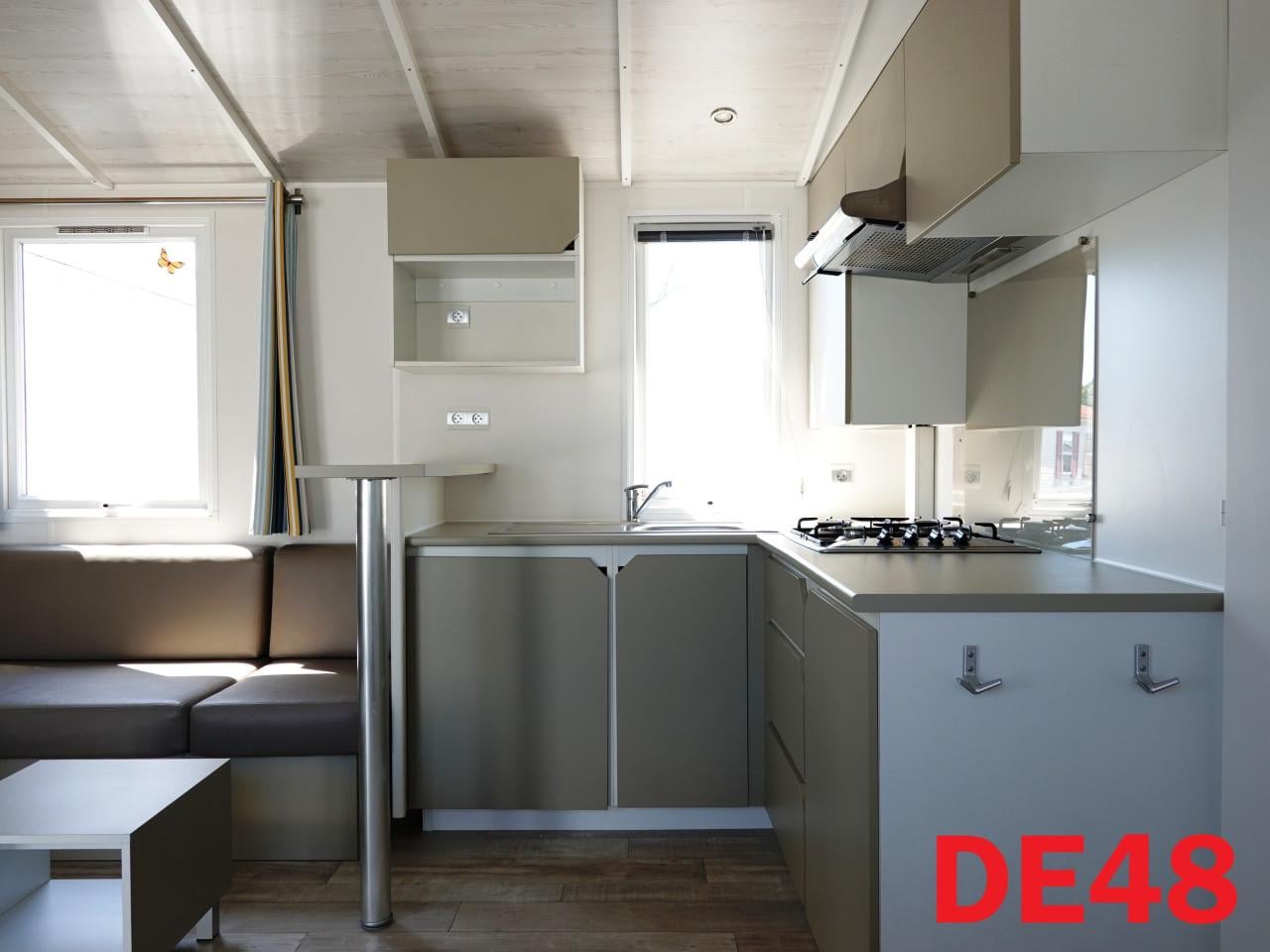 IRM chalets Super Titania met middenkamer dubbel glas 2 slk
