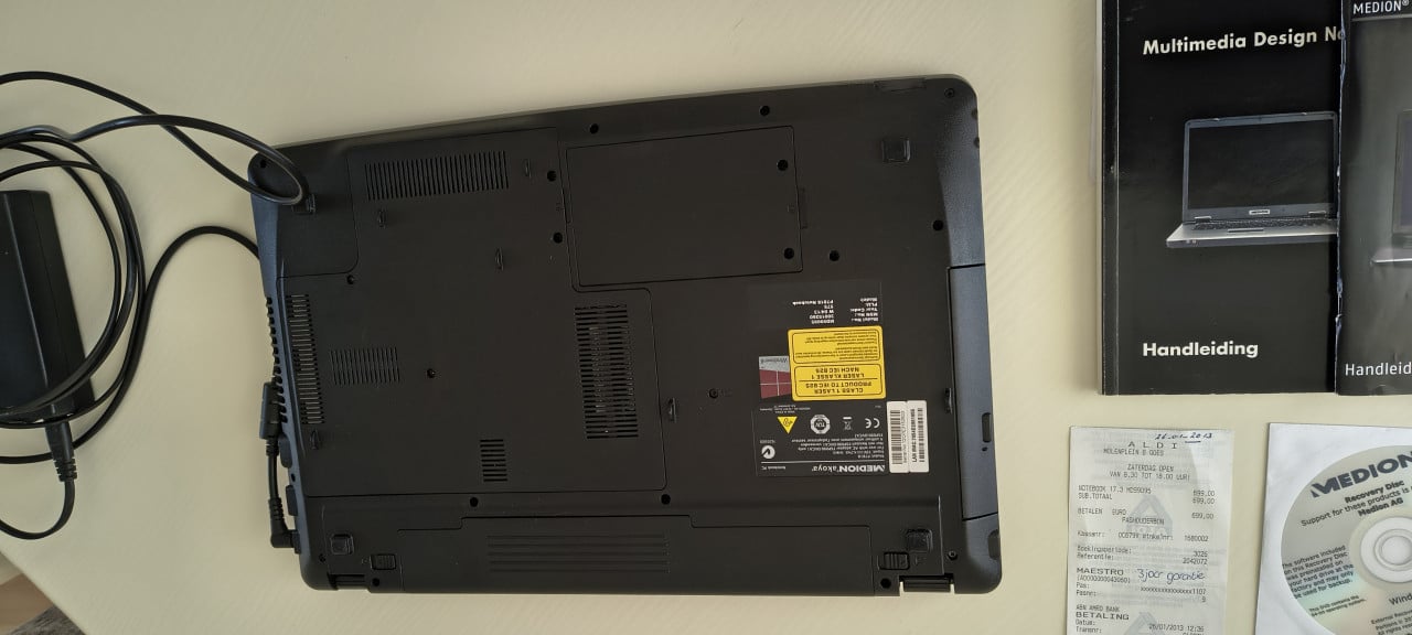 Medion Akoya P7818