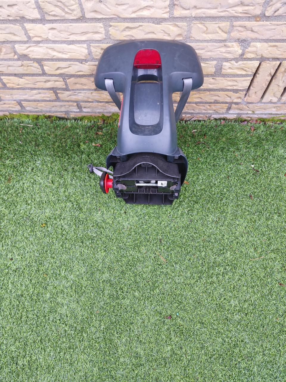 Fietsstoeltje achter polisport