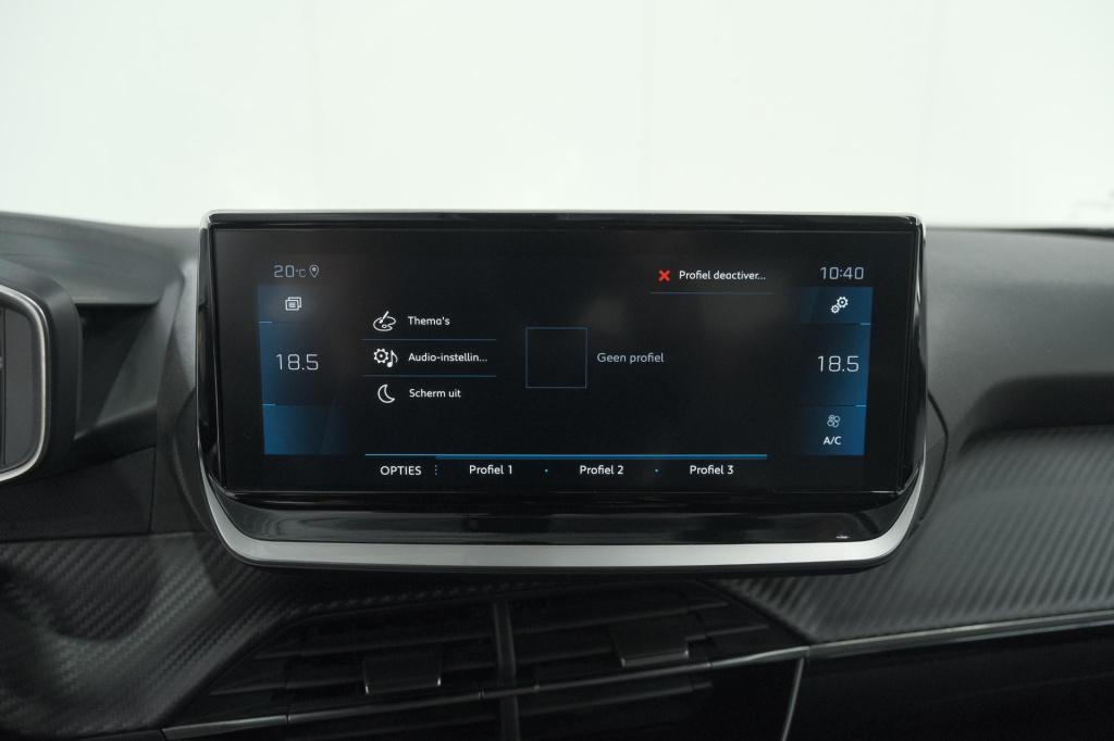 Peugeot 2008 puretech 130 eat8 allure pack | camera | apple carplay | parke
