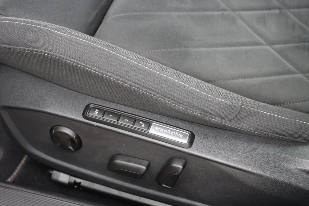 Volkswagen Golf 1.4 ehybrid style 204pk dsg6 | memory/massagestoelen | stuu