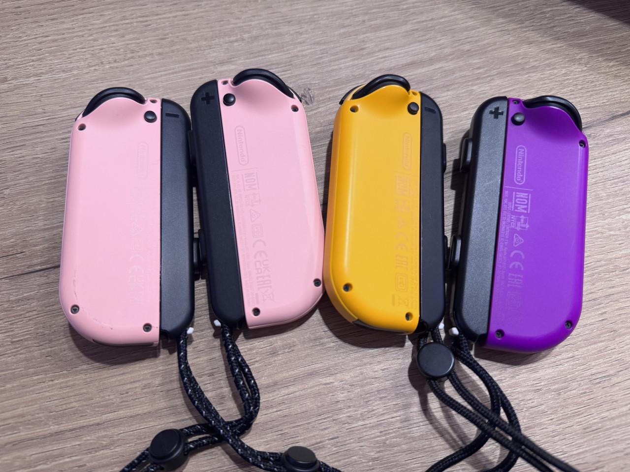 Nintendo Switch V1 grijs met accessoires.