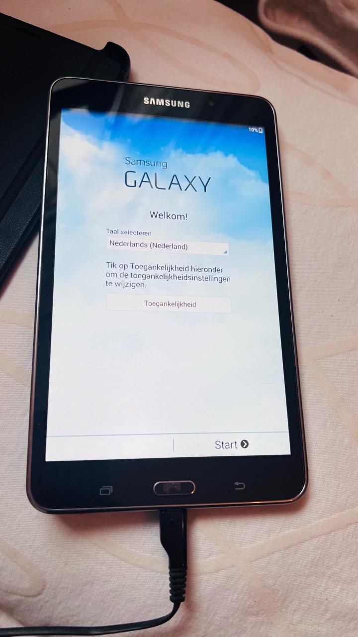Samsung Galaxy Tablet Tab4