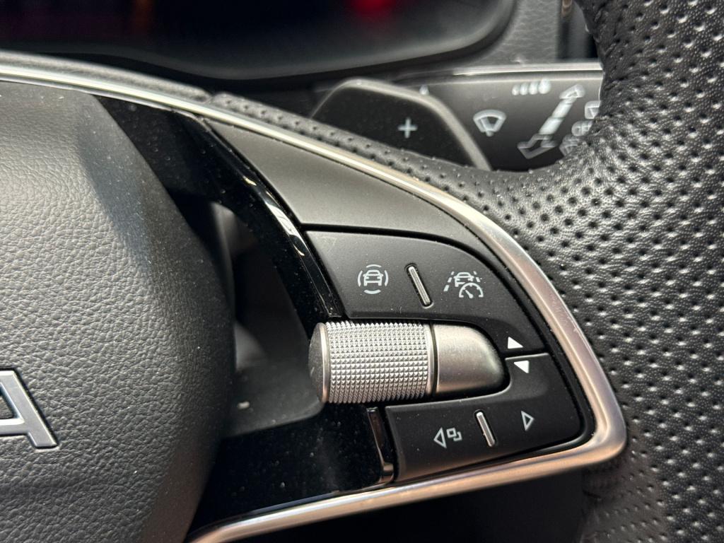 Skoda Karoq 1.5 tsi act sportline business